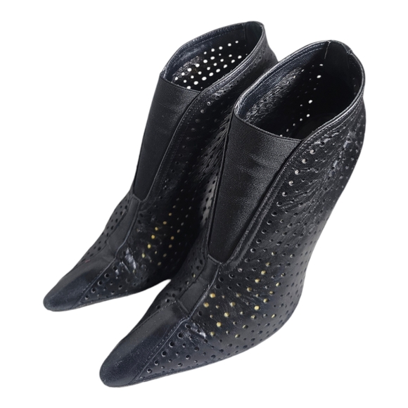 BCBG MAXAZRIA Ankle Booties Black Leather/Lace Mesh Back Italy 37 US 7B - Picture 9 of 10